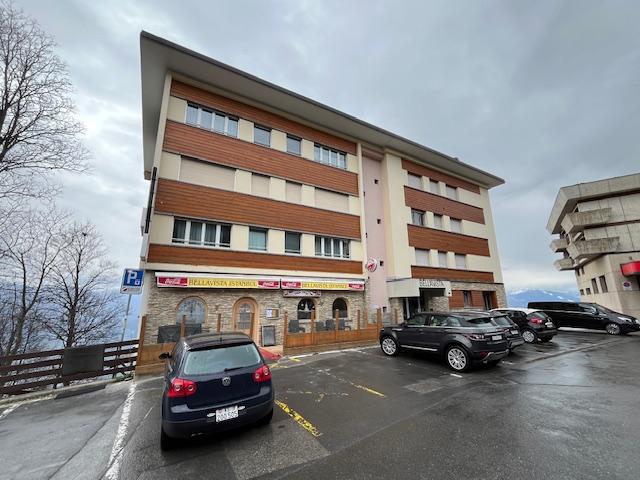 Location Cafe - Restaurant - Immeuble Bellavista a Montana